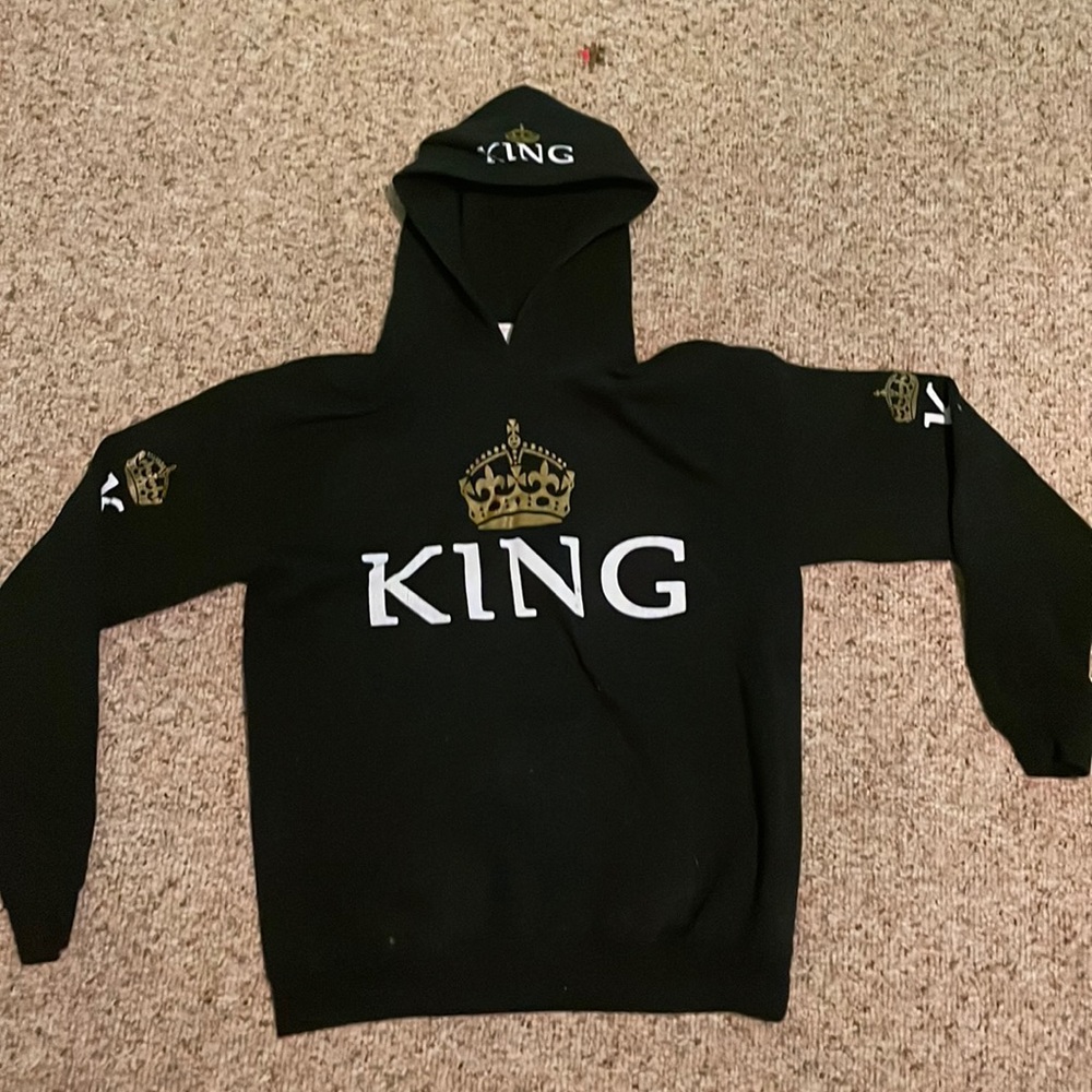 Black king sweatshirt